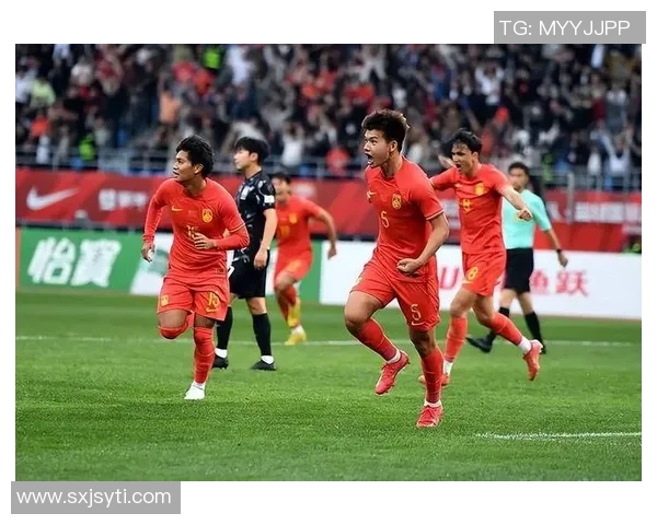 巴西球星称赞中国足球实力提升 期待更多人才涌现 巴西球星称赞中国足球实力提升 期待更多人才涌现